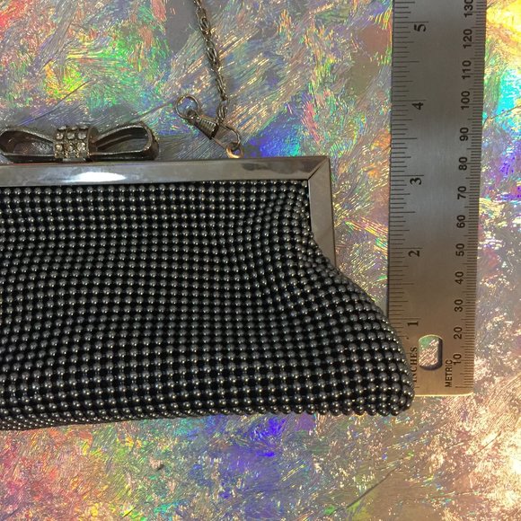 Leko London Metal evening clutch w crossbody chain - Picture 5 of 5